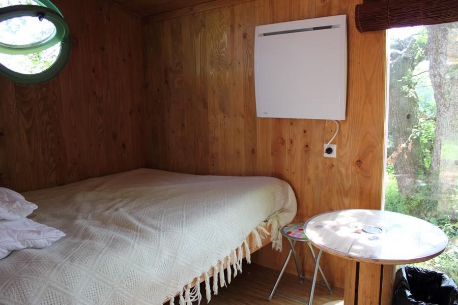 Hotel Le Git'An Roulotte Bessey Pokoj fotografie